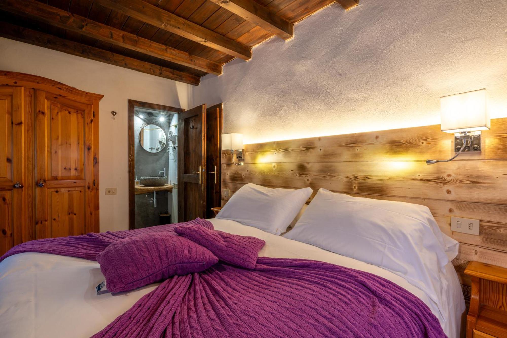 Rifugio Del Firenze Ninfa Hotel Сестола Екстериор снимка