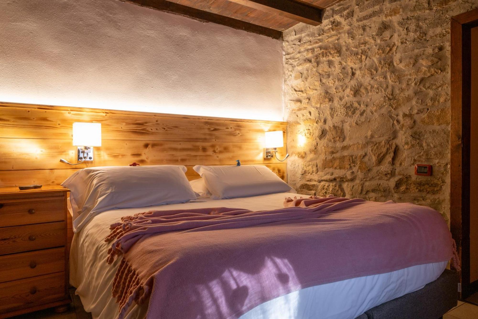 Rifugio Del Firenze Ninfa Hotel Сестола Екстериор снимка