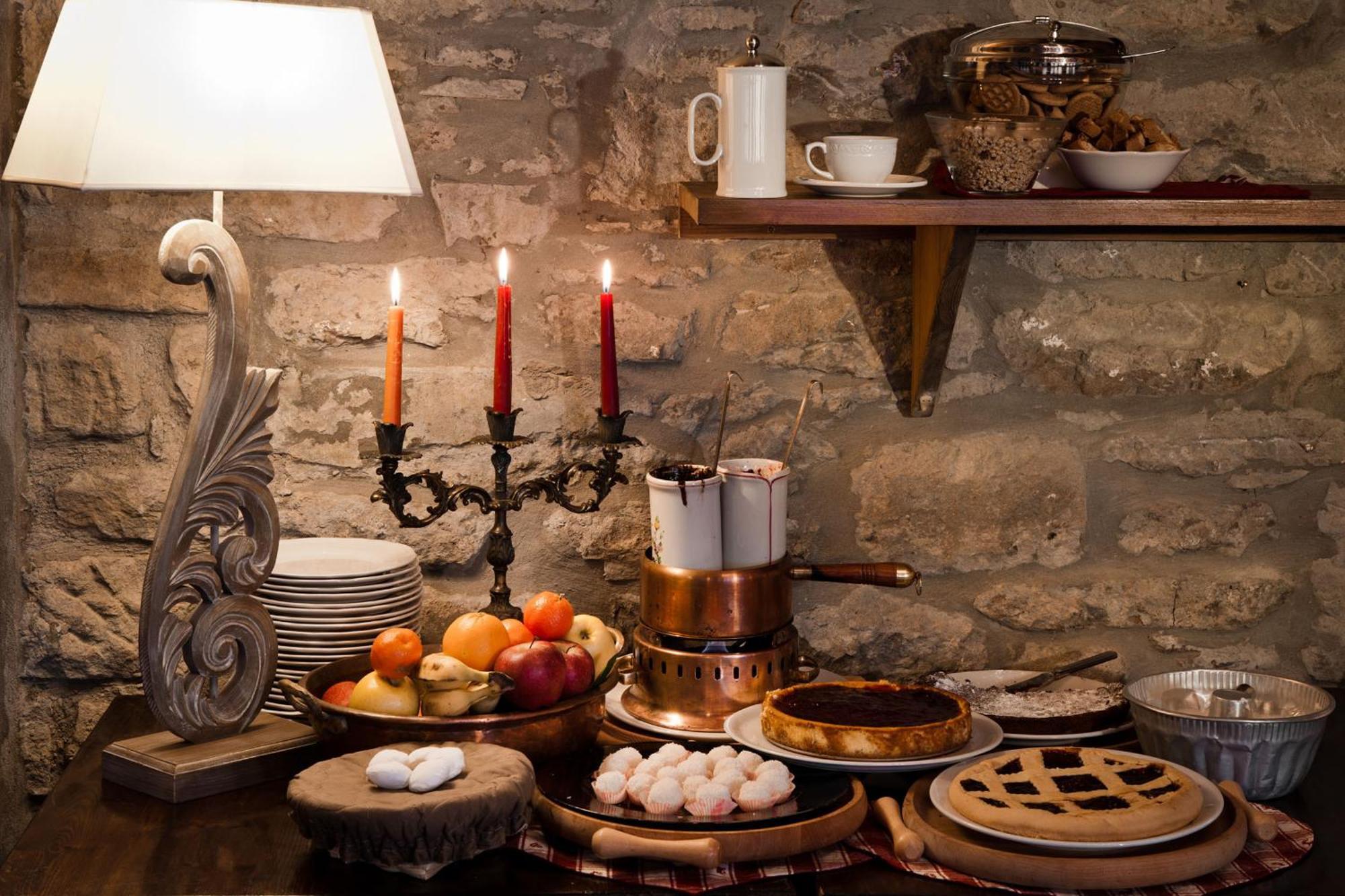 Rifugio Del Firenze Ninfa Hotel Сестола Екстериор снимка